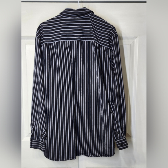 T.Y.M Button Down - Picture 6 of 7